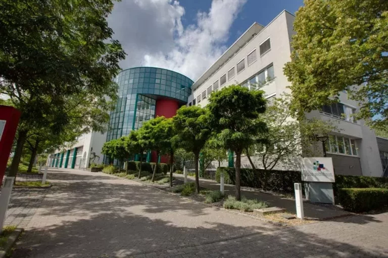 Schleyer-EDV Datacenter - firstcolo FRA04